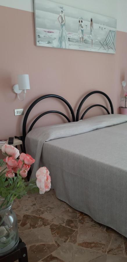 Hotel Eugenio Rimini Zewnętrze zdjęcie