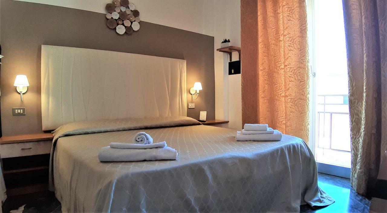 Hotel Eugenio Rimini Zewnętrze zdjęcie